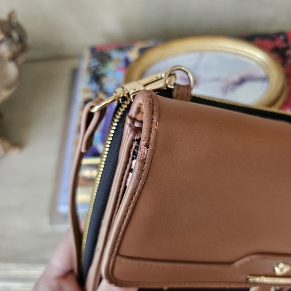 $124 Spartina 449 Verdier Essentials Crossbody - Picture 14 of 14